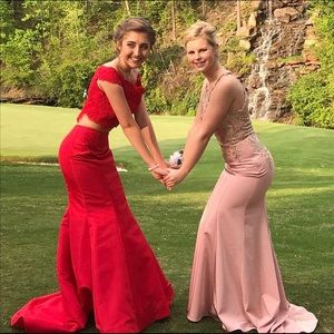 Meet your Posher, Olivia